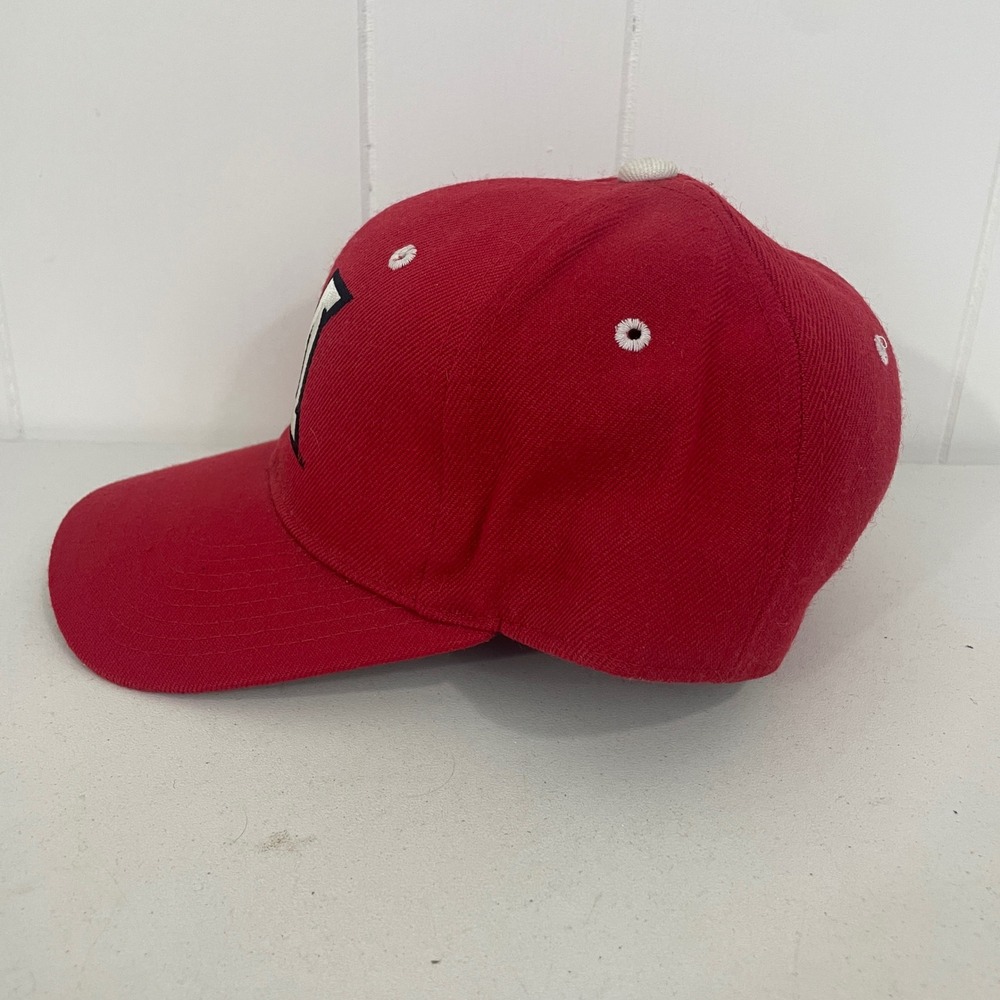 VTG Zephyr Miami RedHawks M Logo Fitted Hat Cap 7 1/4 Red Collegiate Mens - Picture 3 of 8